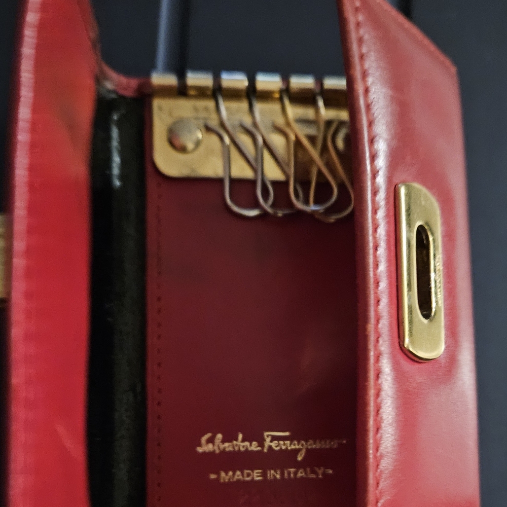 Authentic Ferragamo Red Wallet - Picture 8 of 8